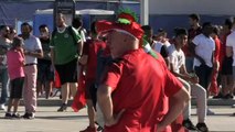 Euro-2016: arrivée des supporters pour Portugal/Pays de Galles