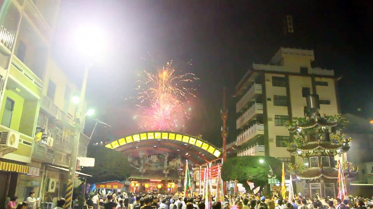 14.04.10 學甲慈濟宮保生大帝上白醮祭典煙火秀3