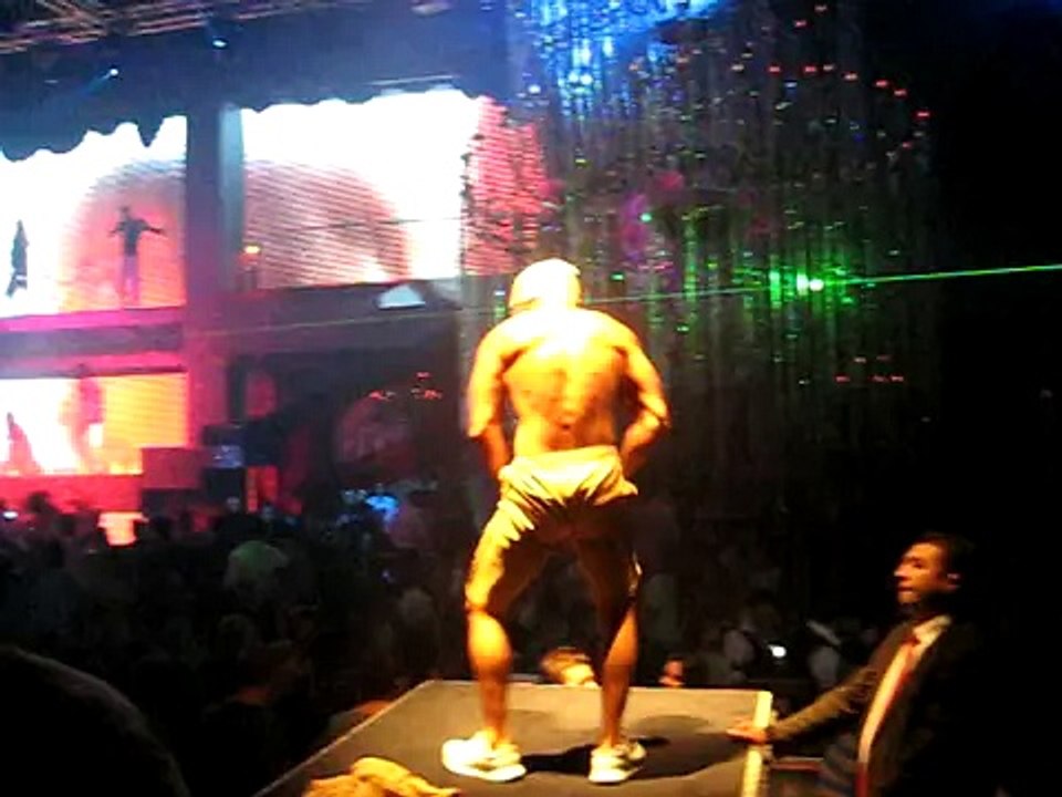 Club Bamboo Bucharest Romania 2008 - 22 Nov.  SASHA - the coolest dancer