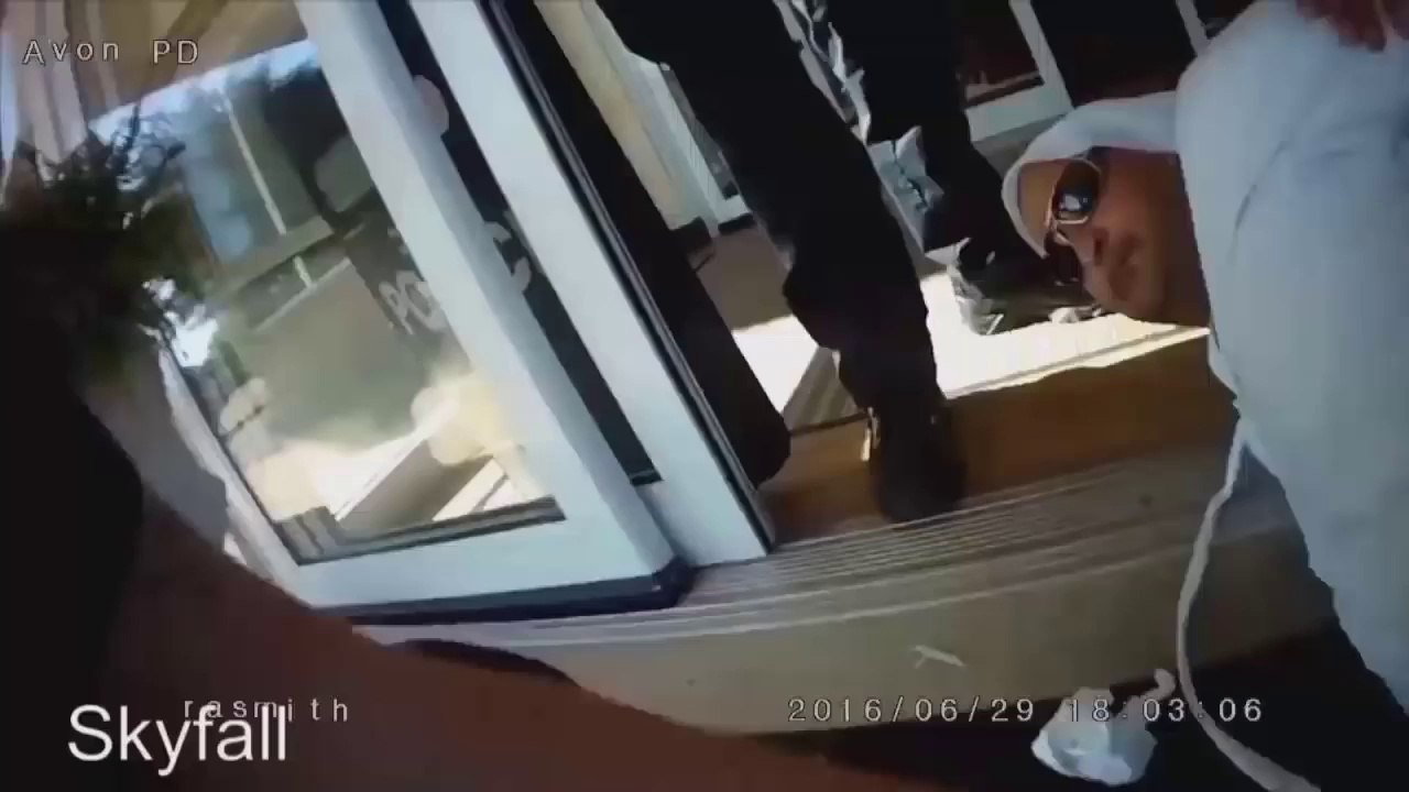 Bavure de la police :arrestation brutale d'un homme d'affaires pris pour un djihadiste