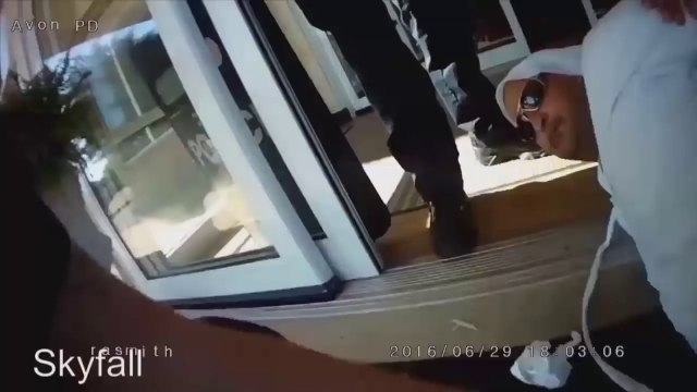 Bavure de la police :arrestation brutale d'un homme d'affaires pris pour un djihadiste