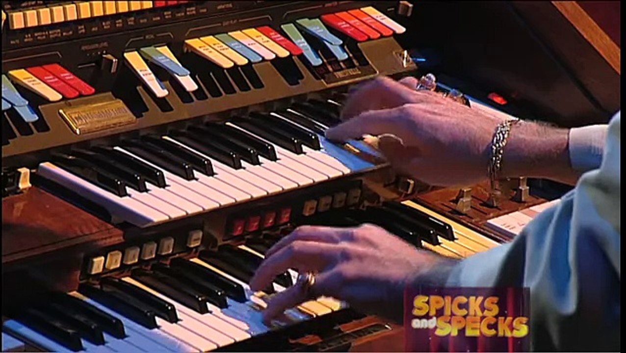 Spicks and Specks: Barry Morgan Medley - Ep 24, 2010