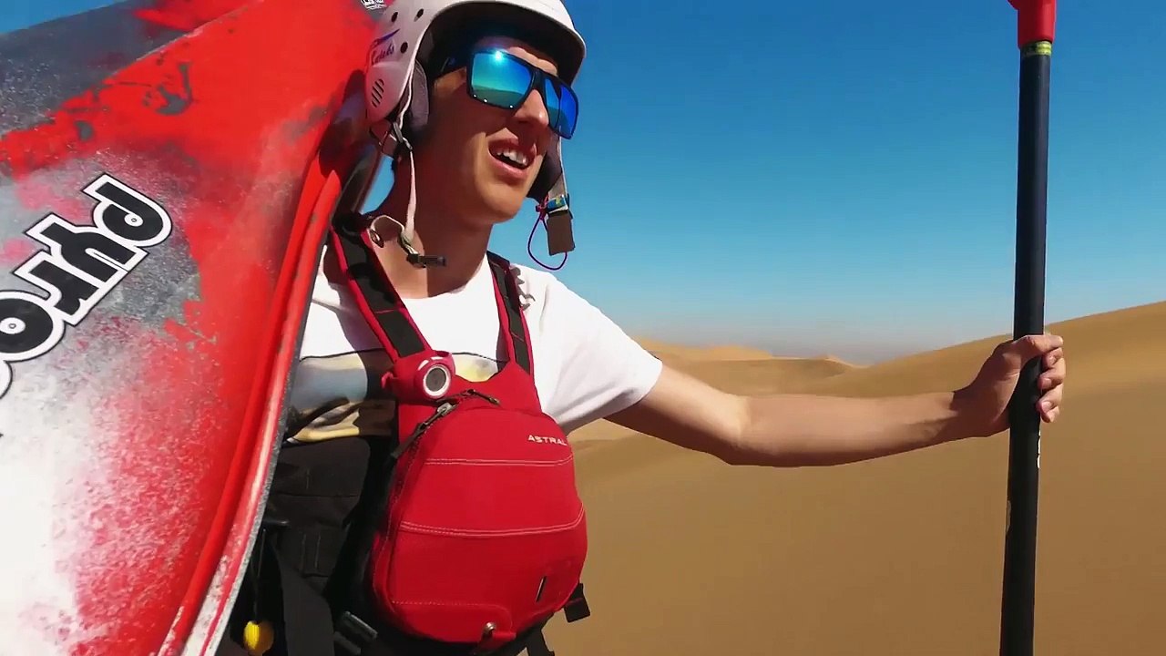 Kayak dans les dunes en Namibie