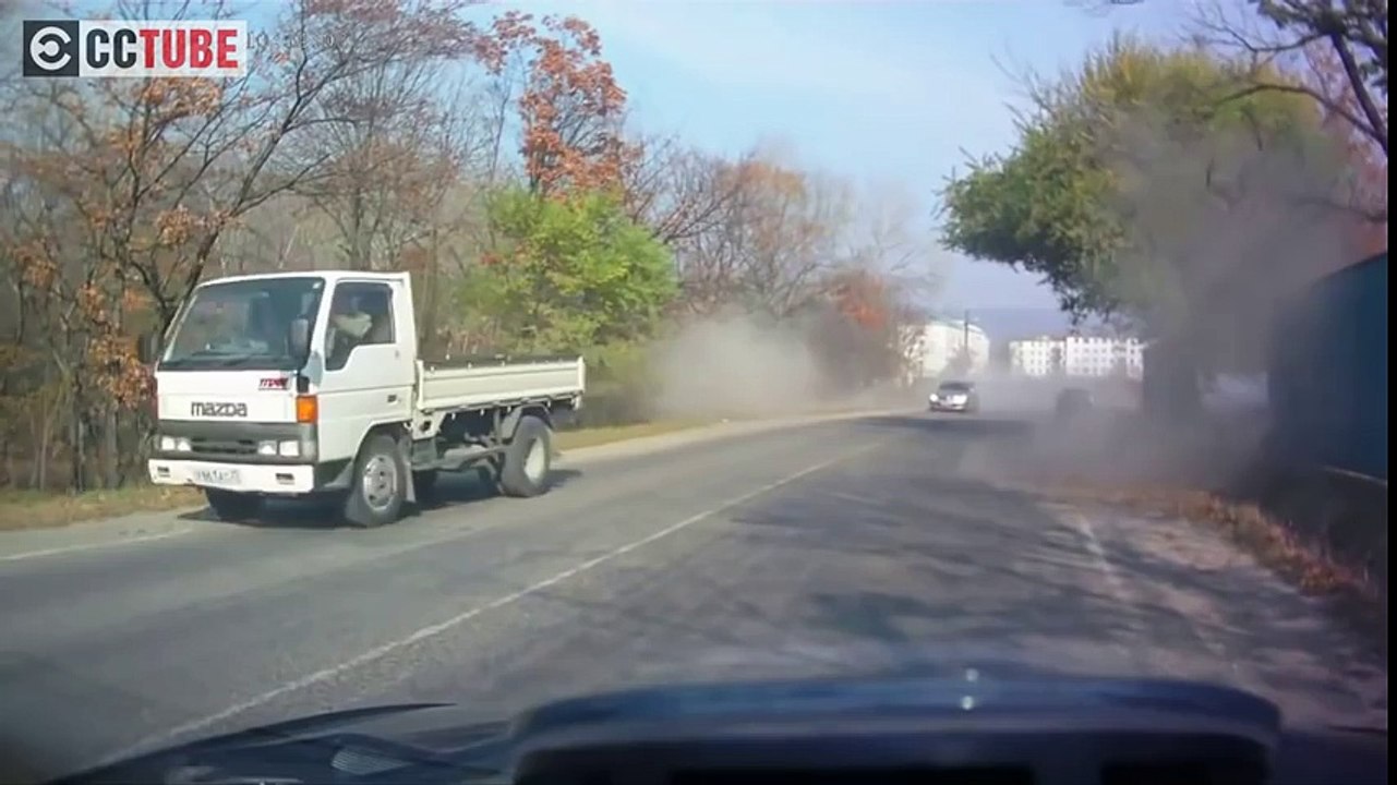 Amazing Car Crash Compilation - Car Accidents Caught On Dashcam