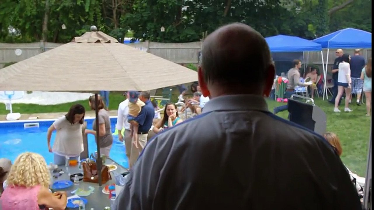 Wahlburgers S06E02