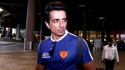 Sonu Sood RETURNS From Delhi, Spotted At Airport