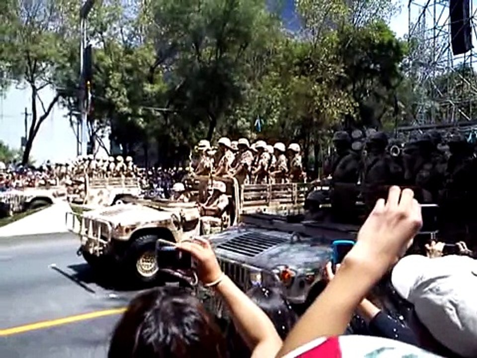 Mexico City Military parade September 17, 2010