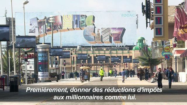 Hillary Clinton dénonce les rapports des casinos de Donald Trump