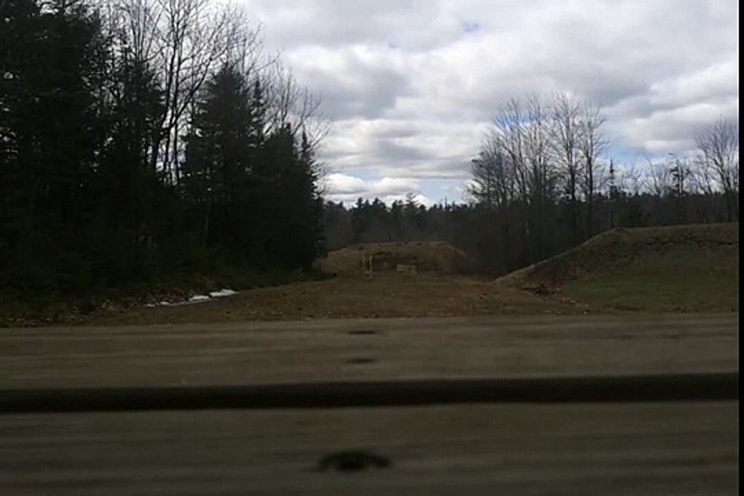 100 yard shot Glock 17