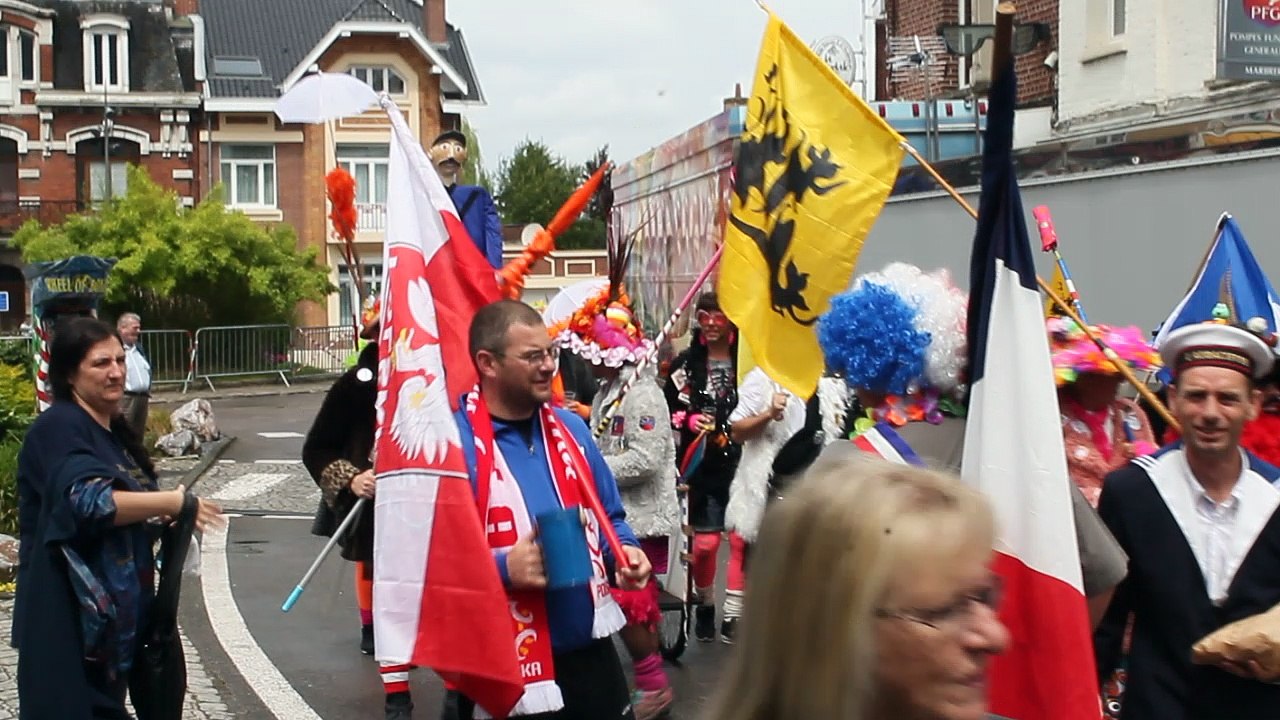 LES "TIOTS GAYANT " PARTENAIRE DU GEANT " POUCHNARD " ET DE L' "AS SIN "