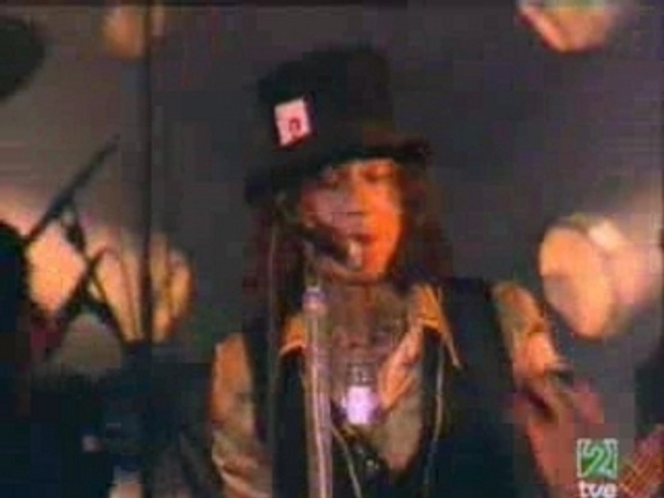 Enrique Bunbury, Ariel Rot & Julieta Vengas - La Milonga Del