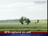 UFO robot captured on cam making crop circles