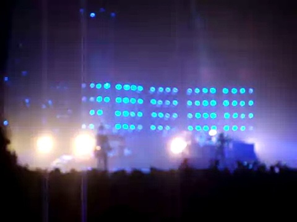 NIN Orlando 10-28-08 Discipline 2