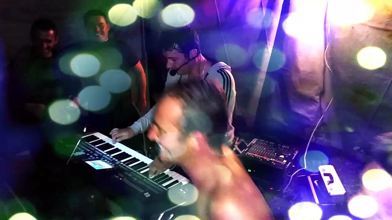 Saša Jelić -Gori , gori srce -  LIVE 2015