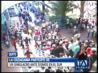 Ciudadanos participaron en un simulacro de sismo en el sur
