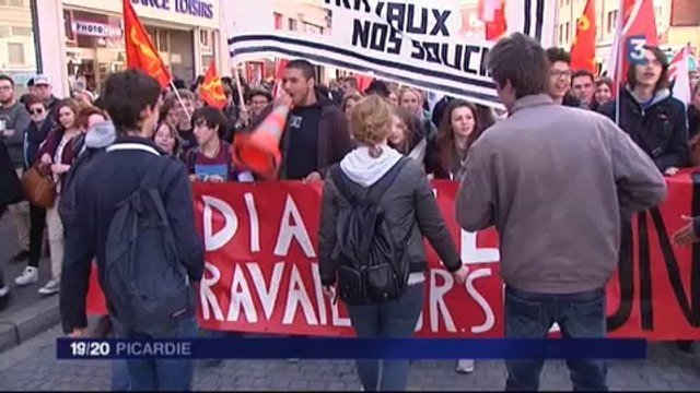 20160428-F3Pic-19-20-Amiens-Mobilisation pour le retrait du projet de loi El Khomri