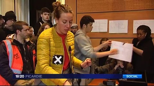 20160429-F3Pic-19-20-Amiens-Loi Travail : évacuation de la mairie