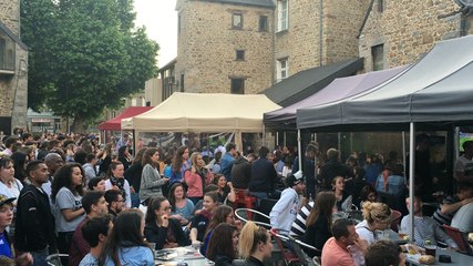 La place du Chai en liesse lors du but