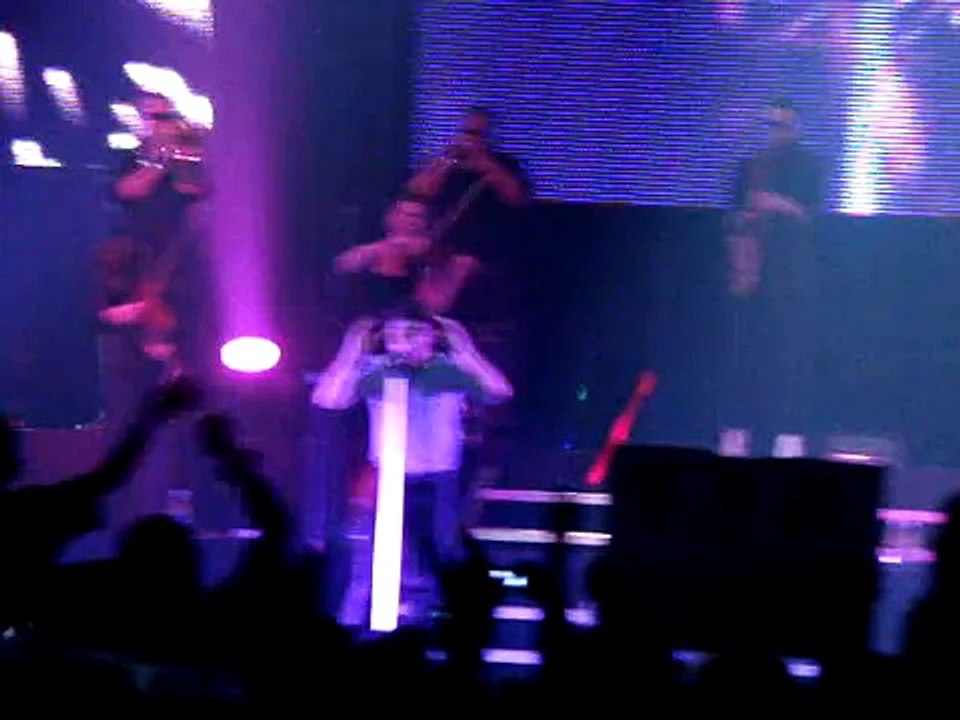 Jonas Brothers in Panama 28/10/09- Paranoid