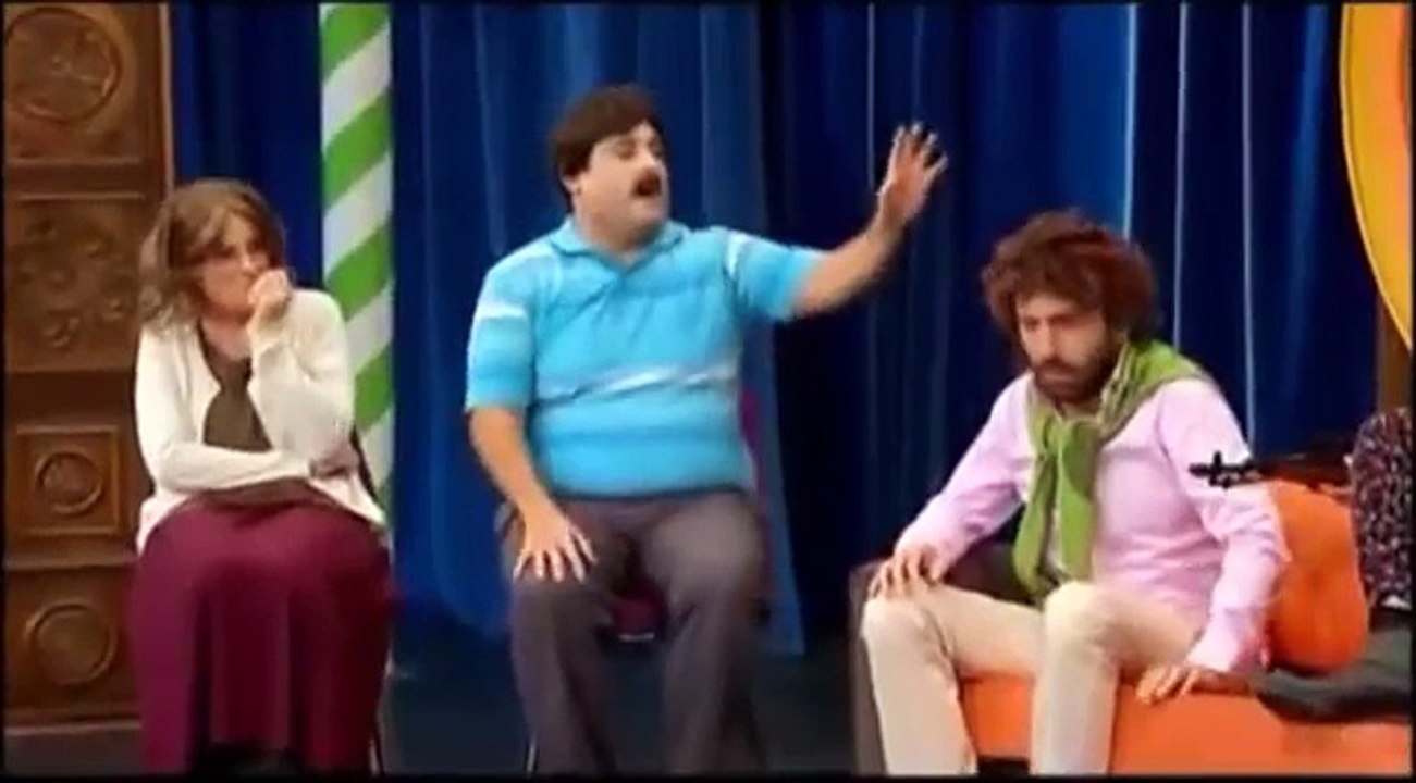 Güldür Güldür Show 63. Bölüm, Köy Yeri Skeci