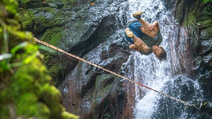 Alex Mason Takes on 8 Slacklines in the Hawaiian Jungle | Slackladder