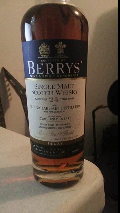 Label of the Bunnahabhain 24