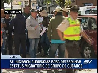 Ciudadanos cubanos esperan decisión sobre permanencia en Ecuador