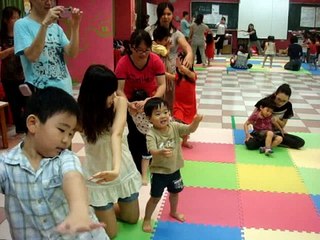 2012/5/29-魔法英文繪本唱跳A班Part1