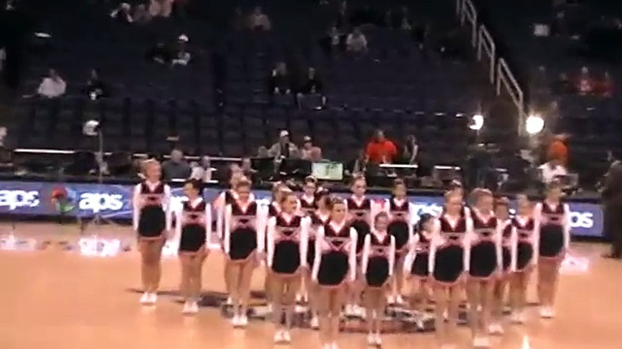 2011 GS Lakie Cheer Team (Jan 29, 2011) - NBA Game