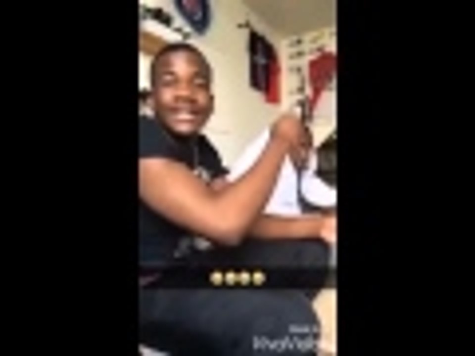 La blague du siecle  desoler mon gars danight  Snap : ManyB-A / Snap : Dacrize