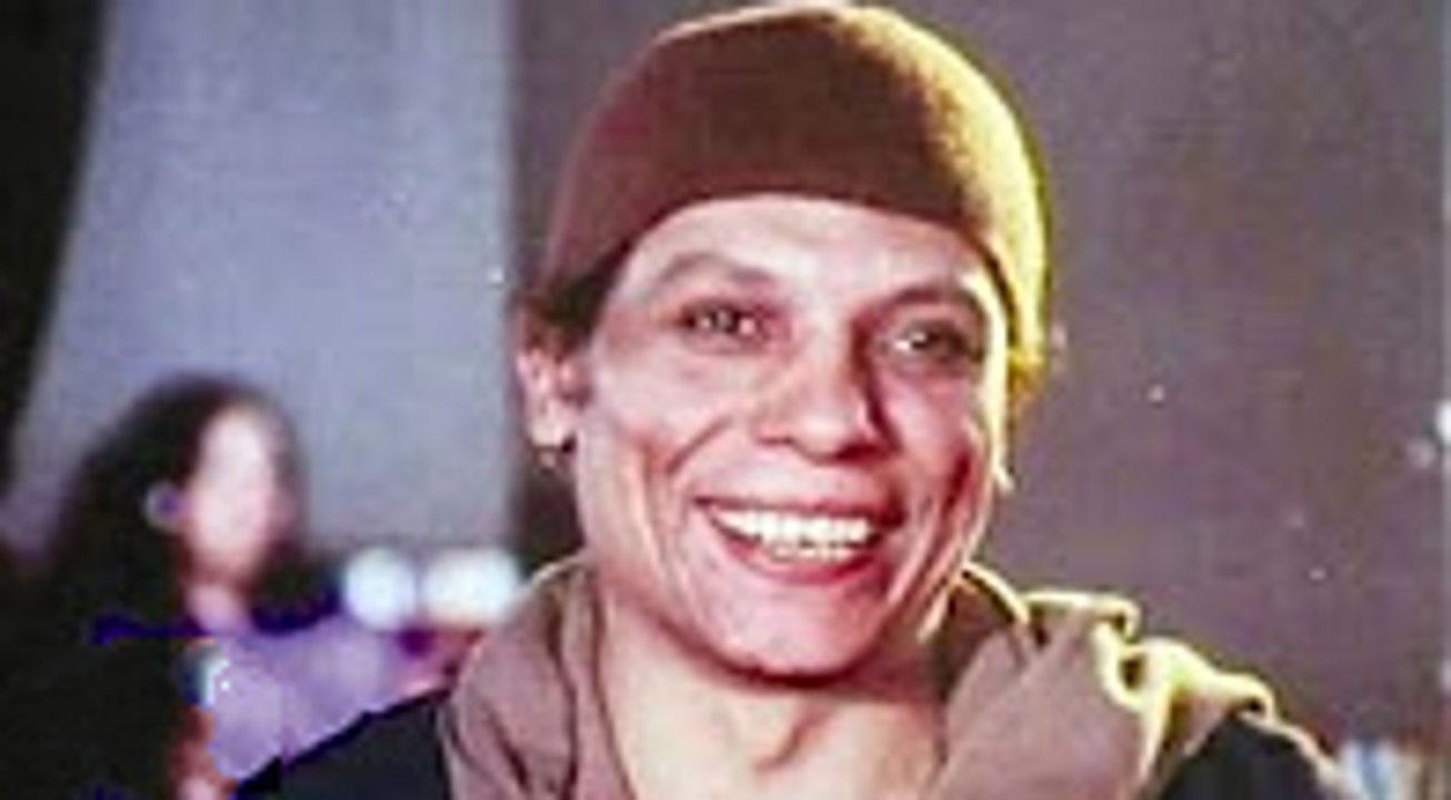 من اجمل مقاطع الزعيم عادل امام في السينماء المص...