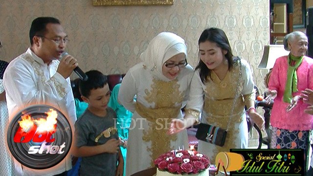 Prilly Rayakan Lebaran Sekaligus Ultah Ibunda - Hot Shot 08 Juli 2016