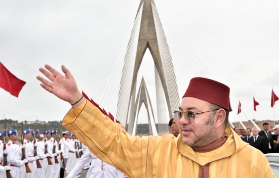 جلالة الملك محمد السادس يدشن قنطرة محمد السادس على واد أبي رقراق أطول جسر معلق بإفريقيا