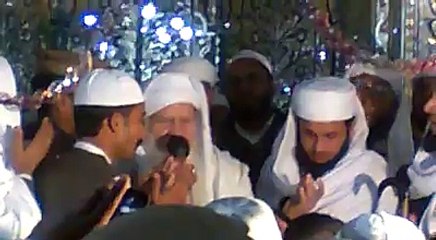 Raja.G !! قبلہ ء عالم حضرت سخی زندہ پیر صاحب گھمکول شریف کے لاڈلے خلیفہ توحید شاہ کوہاٹی دعاء فرماتے ہوۓ(سبحان اللہ)