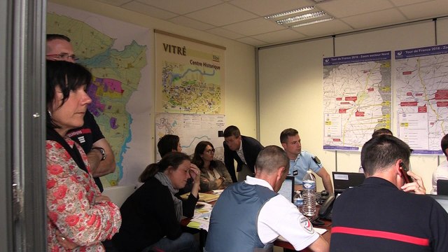 Passage du tour de France en Ille-et-Vilaine : le rôle d'un poste de commandement opérationnel (PCO)