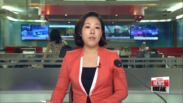 Seoul prosecutors place travel ban on Lotte founder, chairman