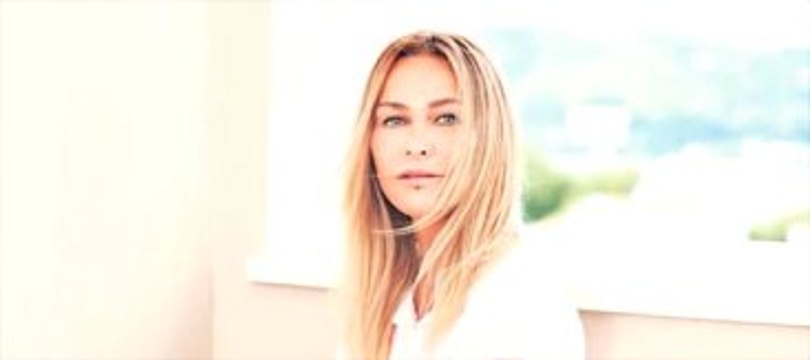 Hülya Avşar'dan Örnek Davranış