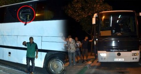 Turist Otobüsünde Dehşet! Camları Kırarak Nefes Aldılar