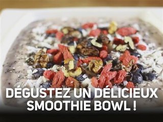 Recettes en 60s : un smoothie bowl à la myrtille