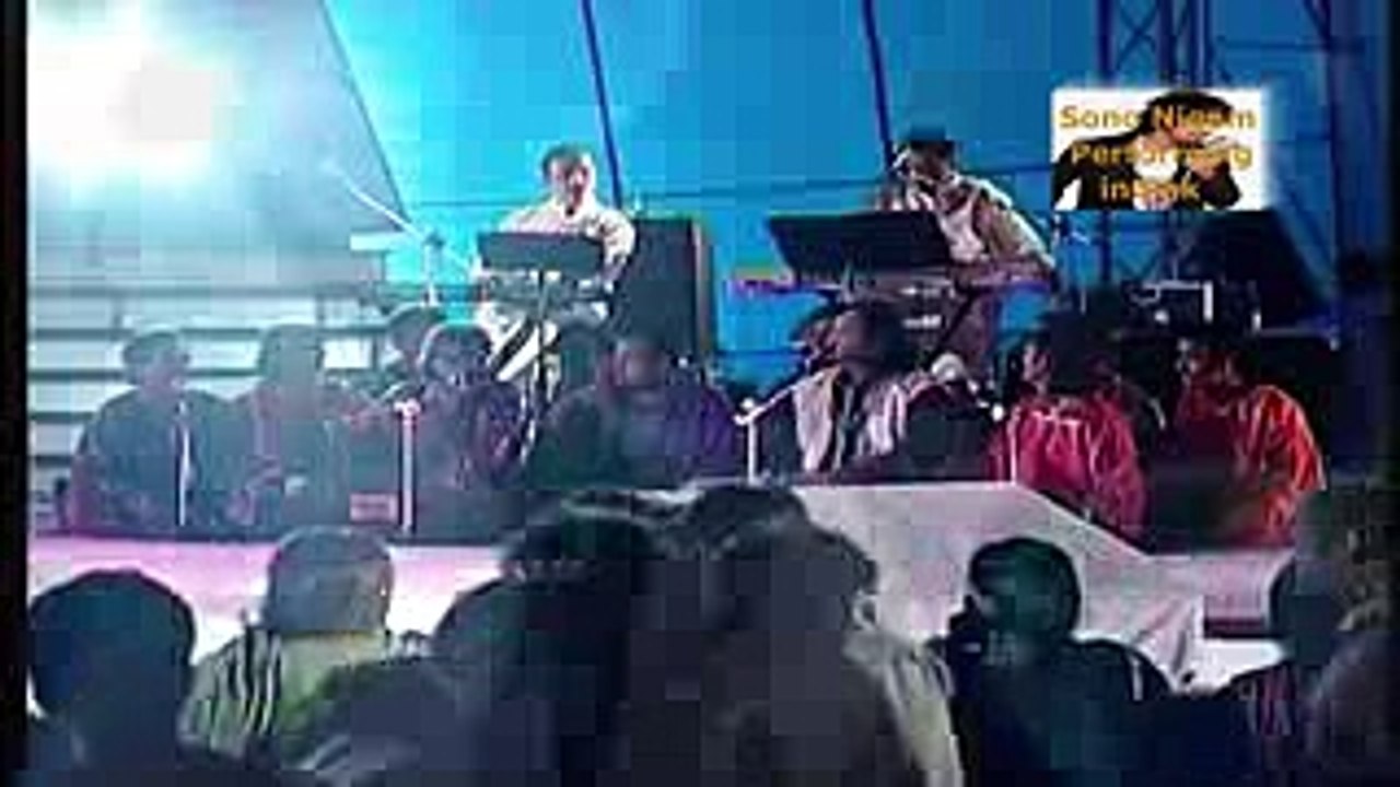 Amjad Sabri with Sonu Nigam
