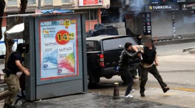 Polisin Silahını Almaya Çalışan Sanığa 32 Yıl Hapis İstemi