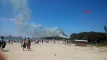 Çanakkale'de Şehitliklerin Bulunduğu Tarihi Gelibolu Yarımadası'nda Orman Yangını 5