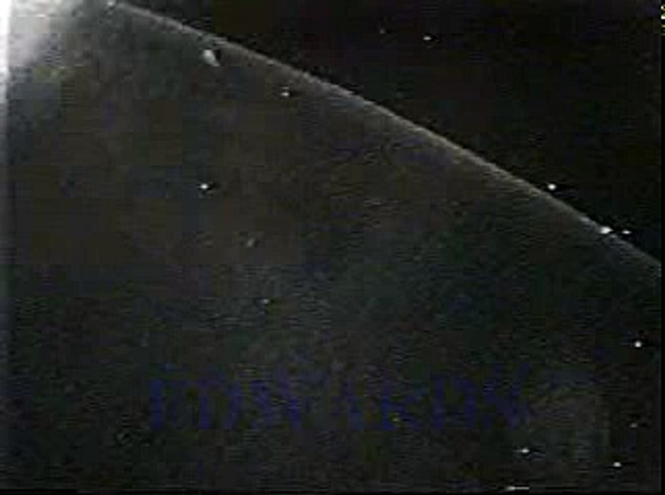 UFO - Nasa Discovery Mission sts-48 - 15 September 1991 -3