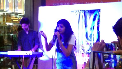 Teri Deewani (kailash kher)- by Santvani trivedi Live At Acoustica with Hairat band ,Baroda-vadodara