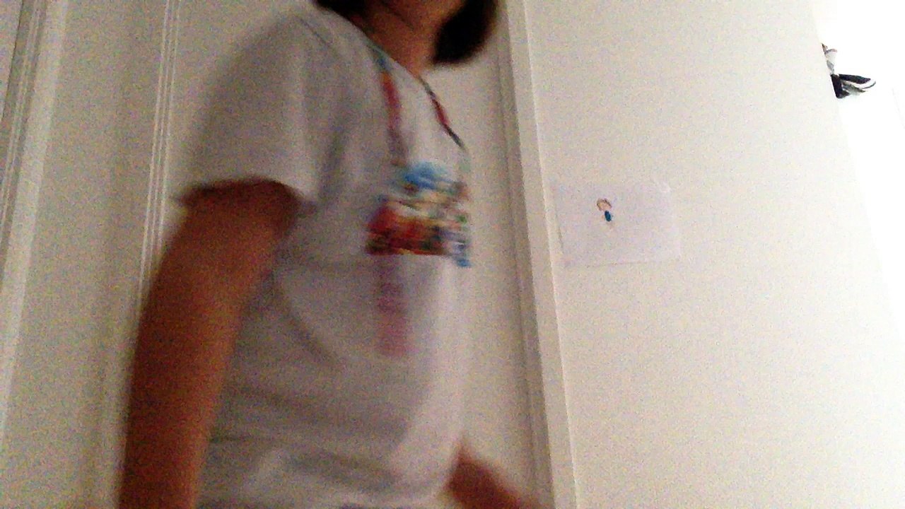 do you want to build snowman-frozen cover little Anna in Real life