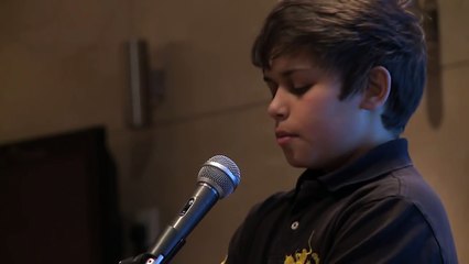 سورة الرحمن -بصوت رائع ل طفل معجزة .... سوف يبهرك