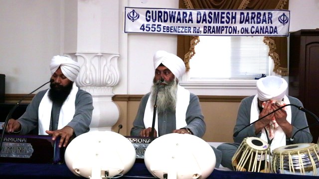 Soye Sunandri Mera Tan Manaula Naam Japandri Lali - Bhai Daler Singh Ji (Hazoori Ragi Sis Ganj & Bangla Sahib ji)