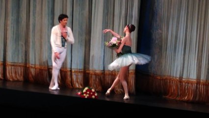Ulyana Lopatkina: an artistic evening. Fragments from Divertissement & Bows.