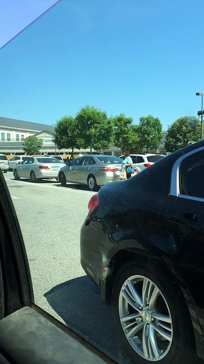Slo mo parking lot