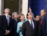 NATO Toplantısında Liderler Uçak Gösterisini İzledi